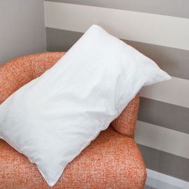 V Flame Retardant Clusterfibre Pillow